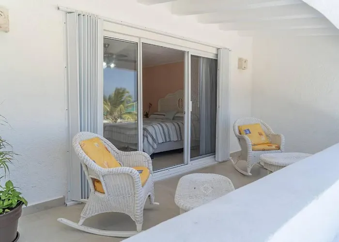 Ixchel - Right On The Beach! Pousada *
