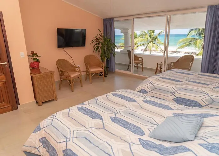 Ixchel - Right On The Beach! * Puerto Morelos
