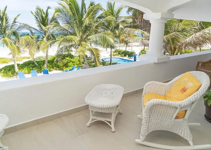 Pousada Ixchel - Right On The Beach! *