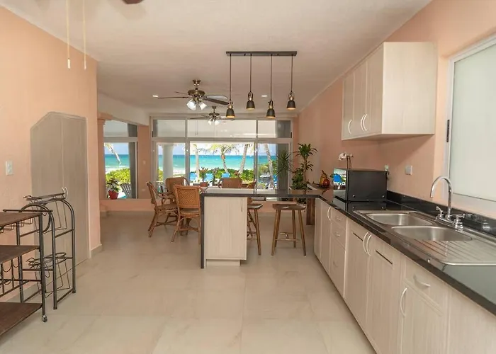 Ixchel - Right On The Beach! Puerto Morelos